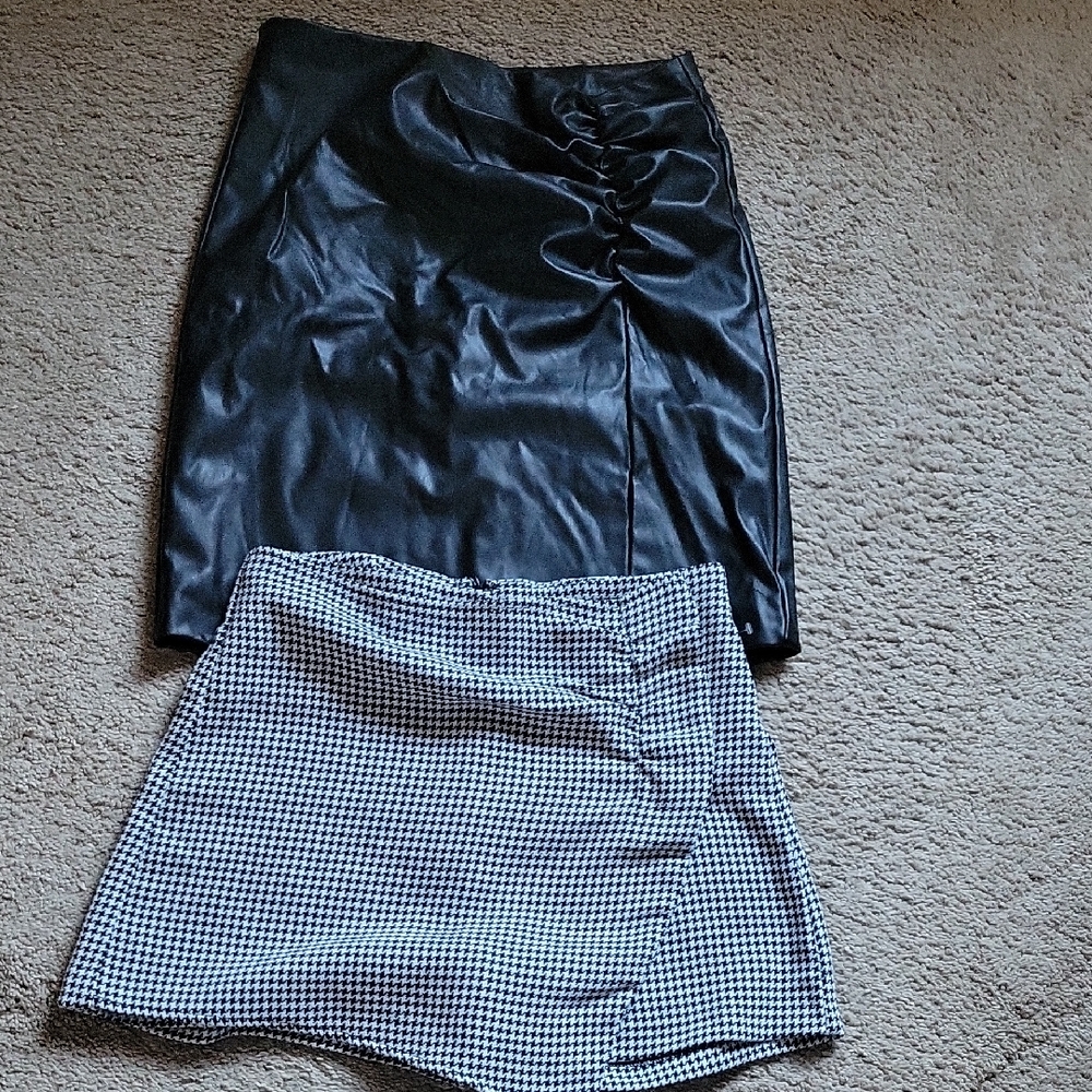 Mustard Seed Black and Patterned Pencil Skirt Duo